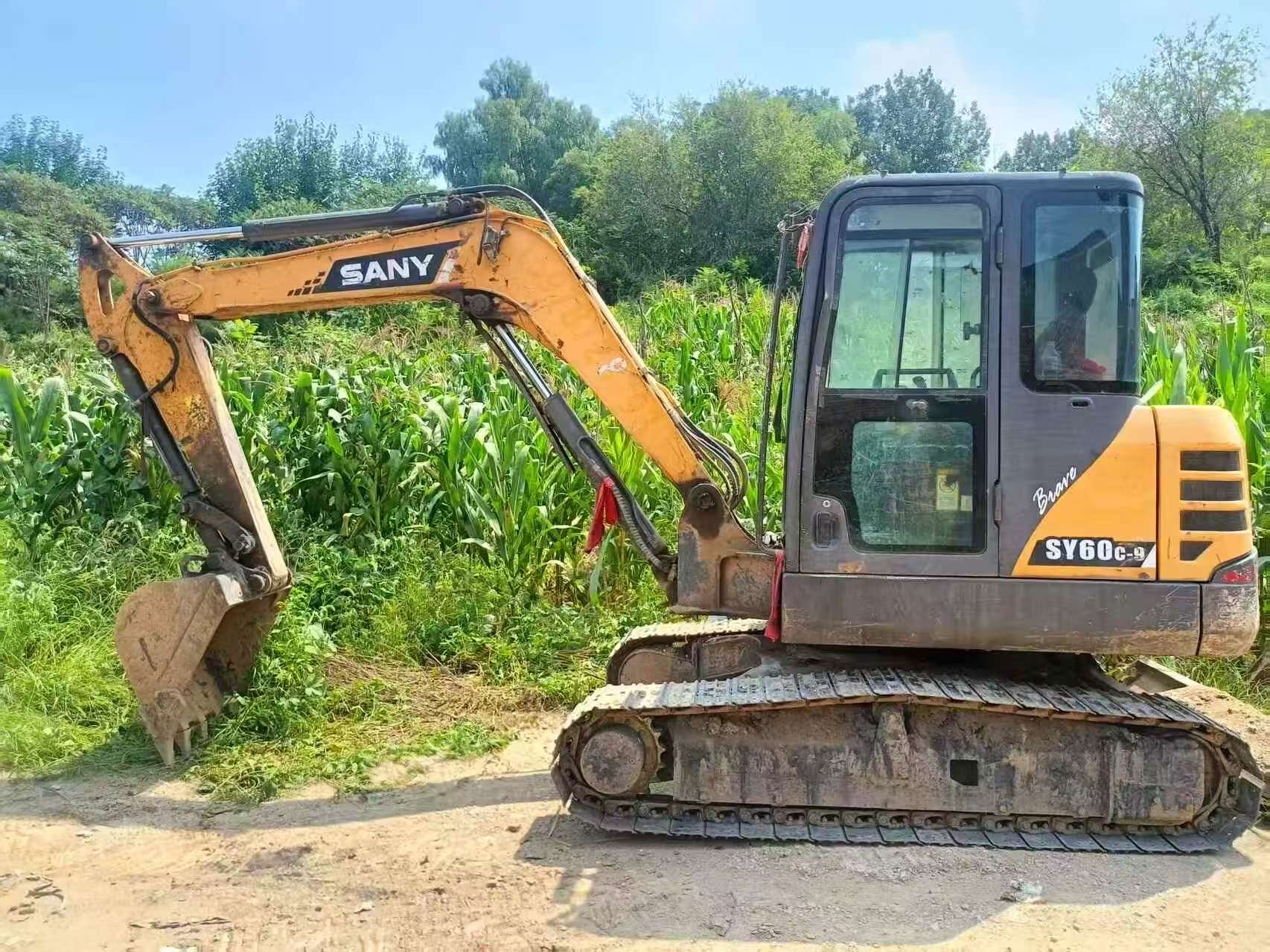 Buy Sany SY60 Used Excavator / 3