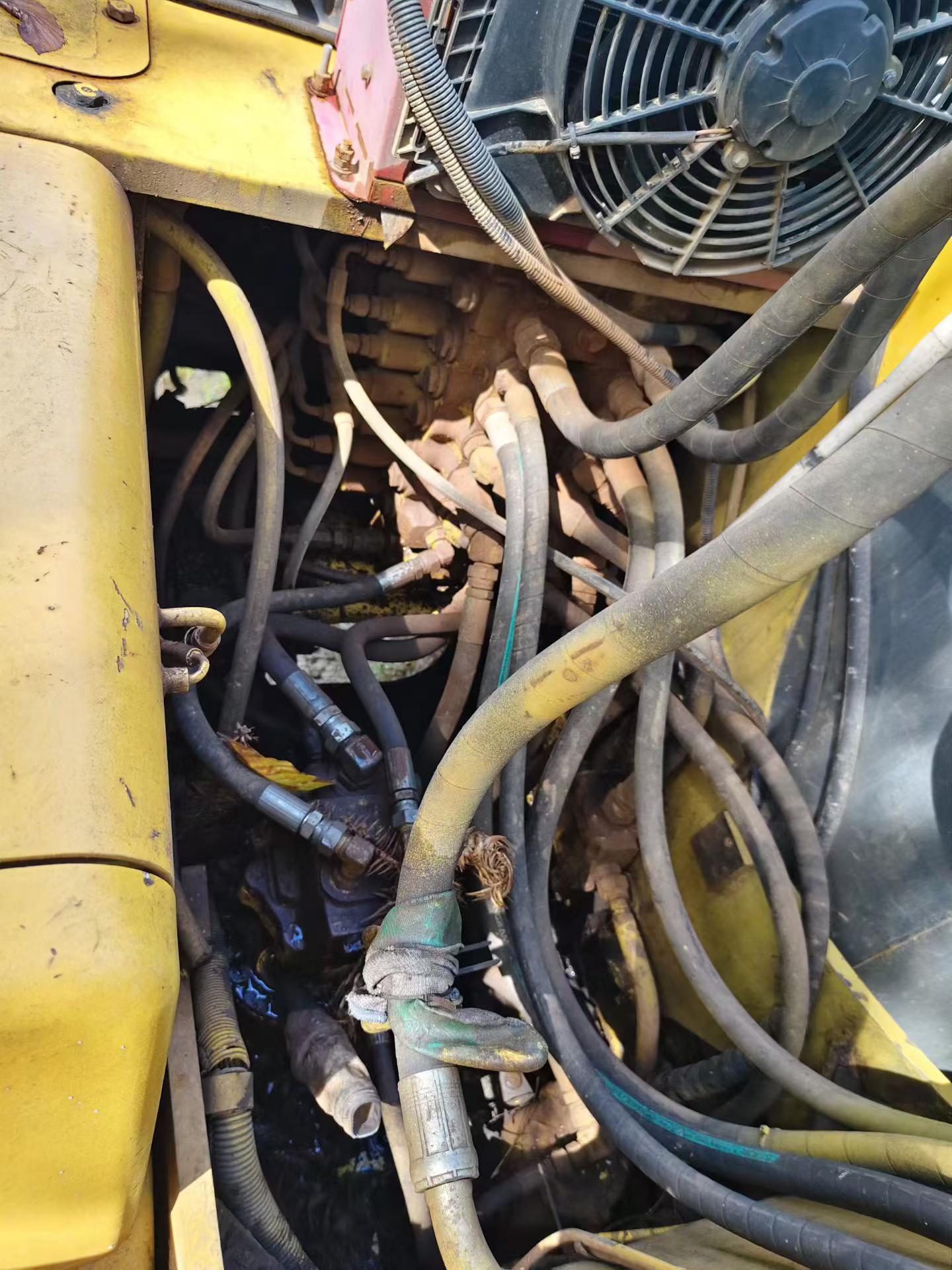 Buy Komatsu PC120-6 Used Excavator / 6