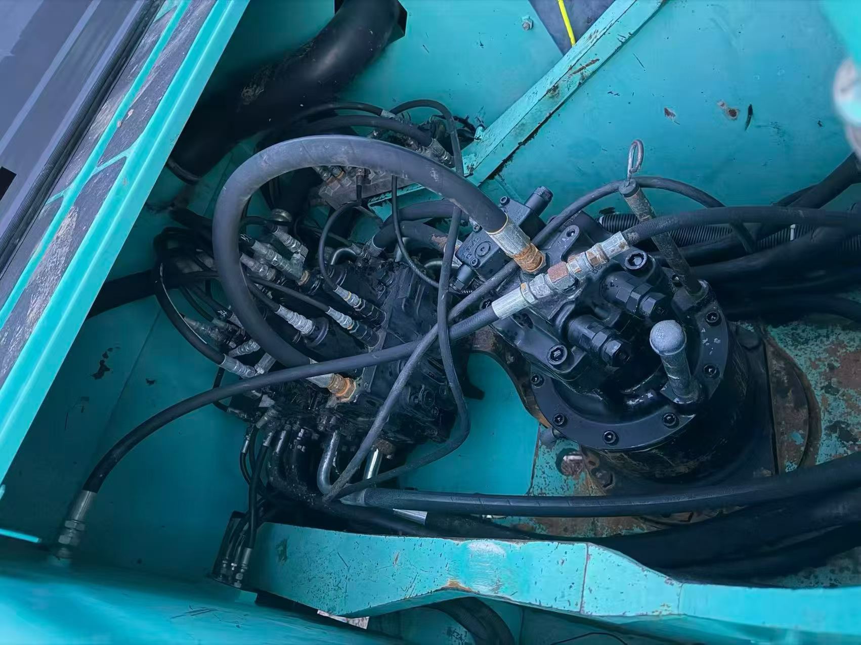 Buy Kobelco SK2008 Used Excavator / 6