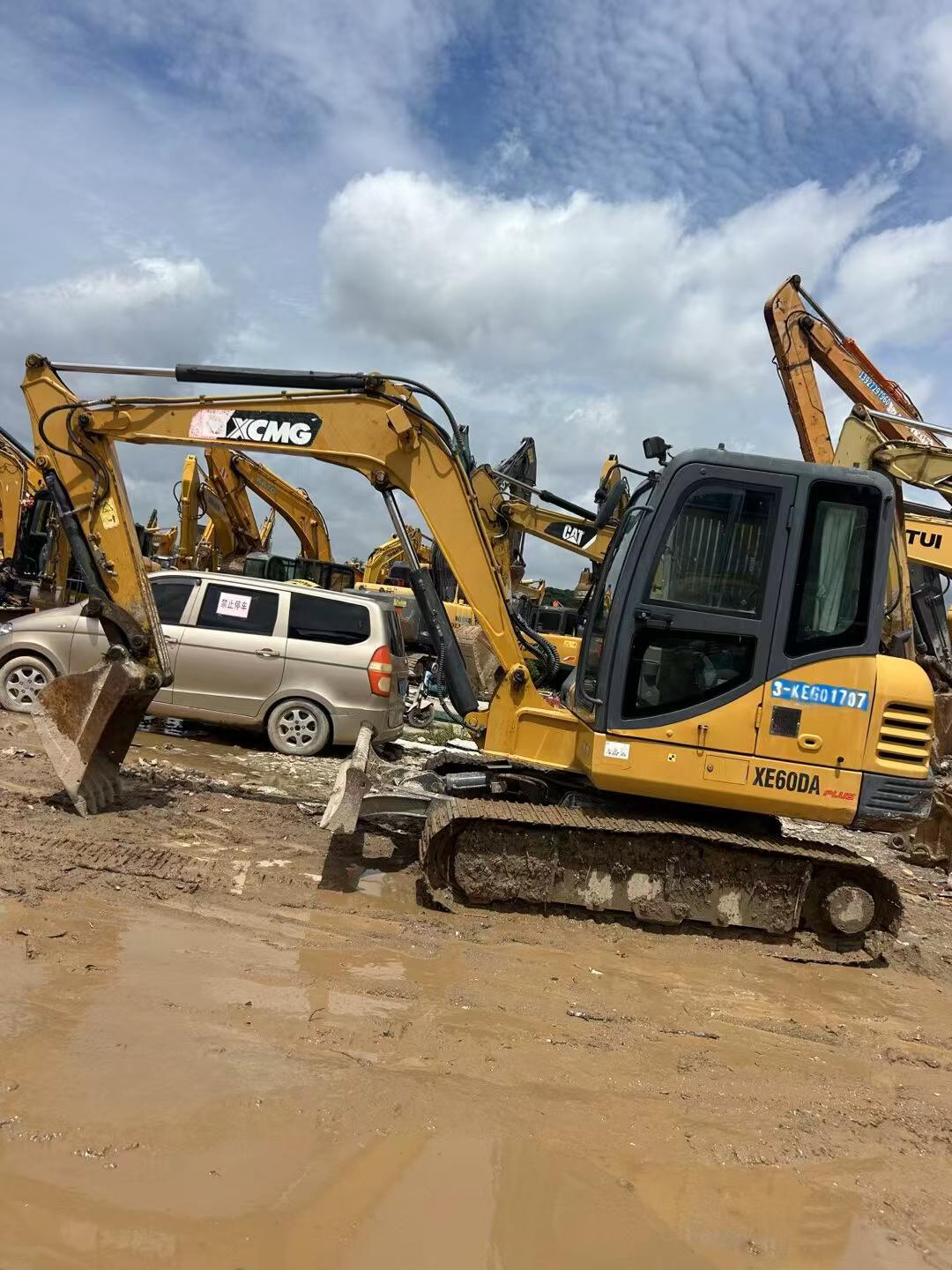 Buy XCMG XE60 Used Excavator / 2