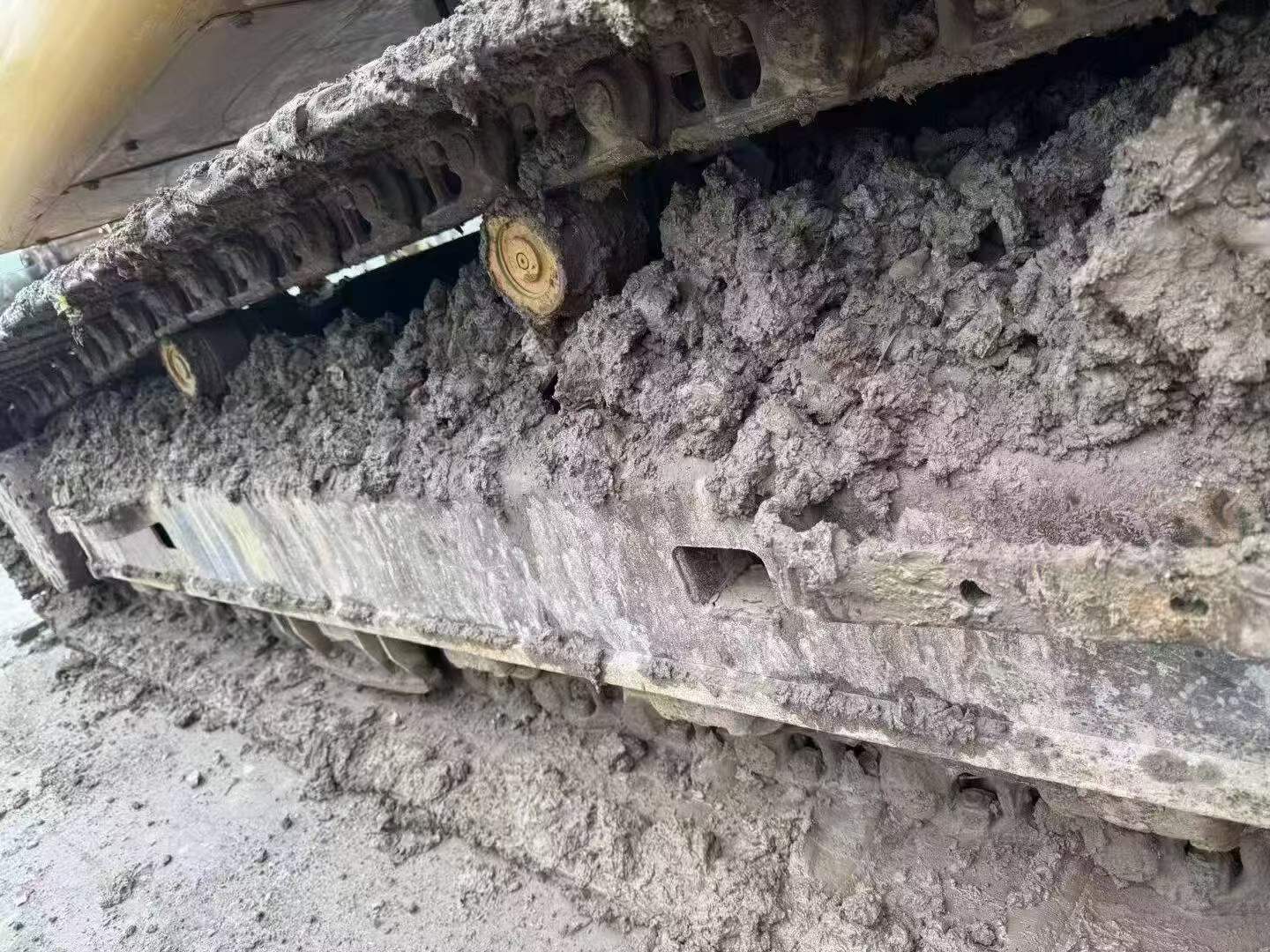 Buy Caterpillar 323D2L Used Excavator / 4