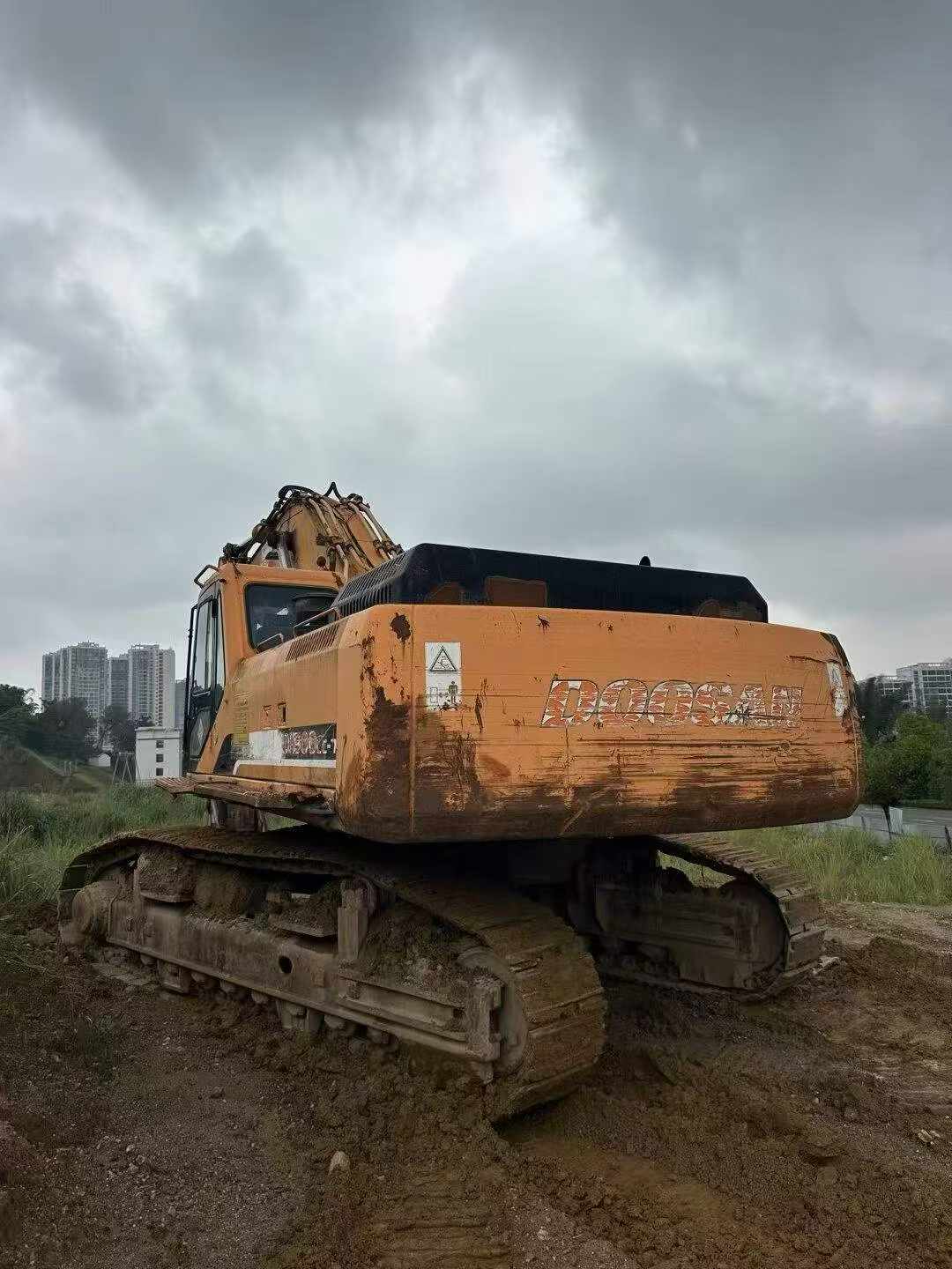 Buy Doosan DX500-SS Used Excavator / 3