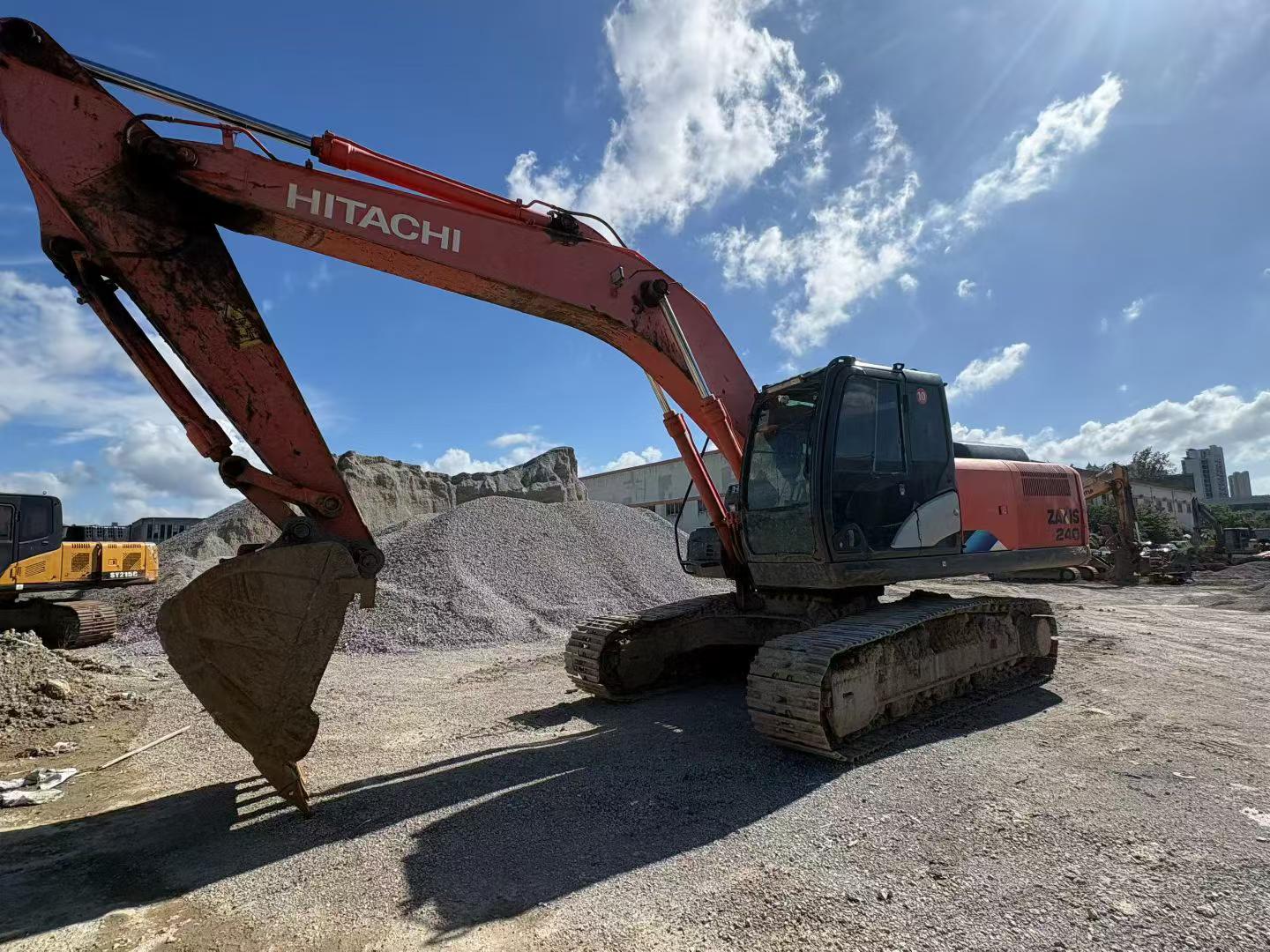Buy Hitachi EX240-5 Used Excavator / 4