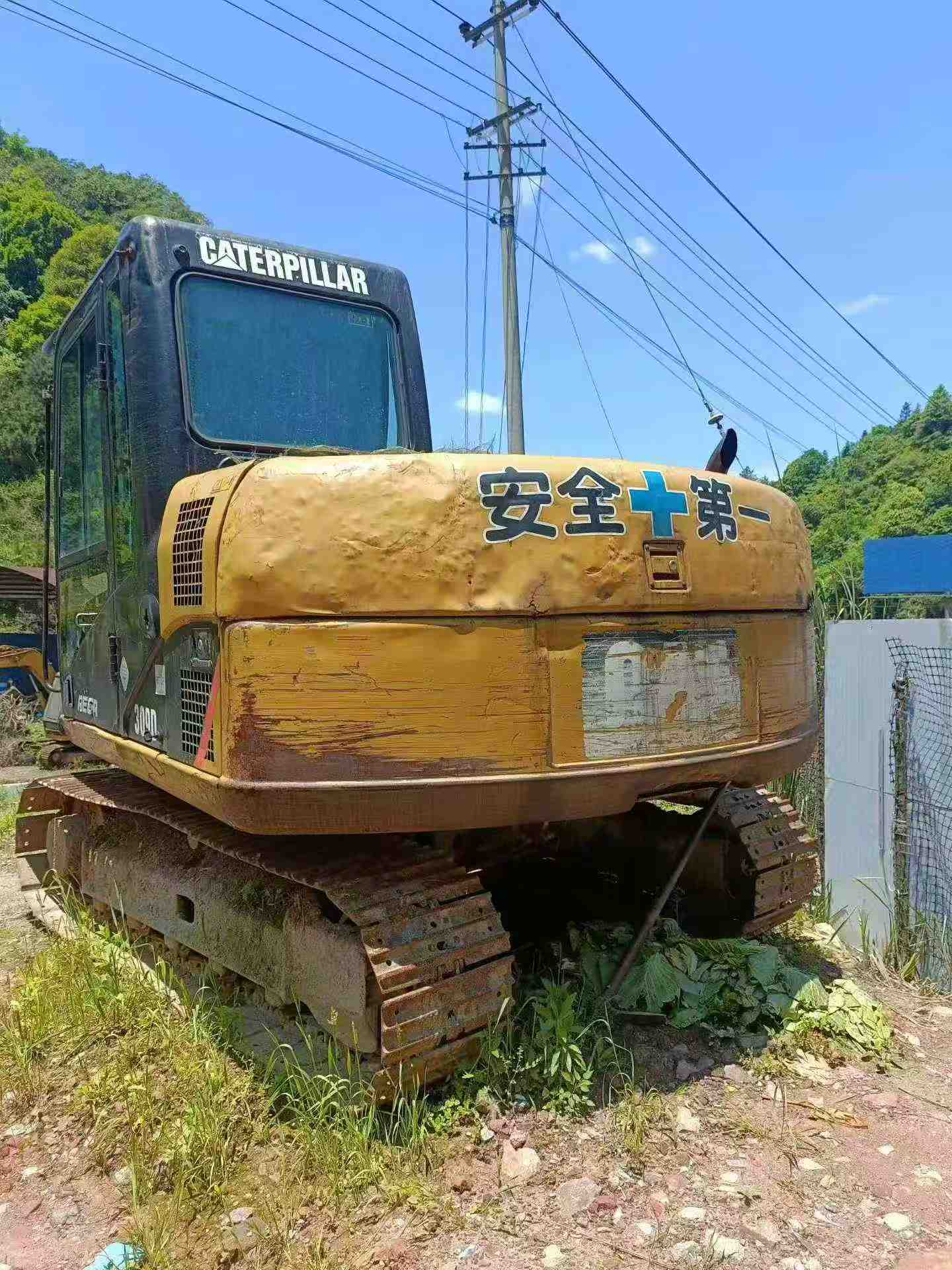Buy Caterpillar 307B Used Excavator / 2