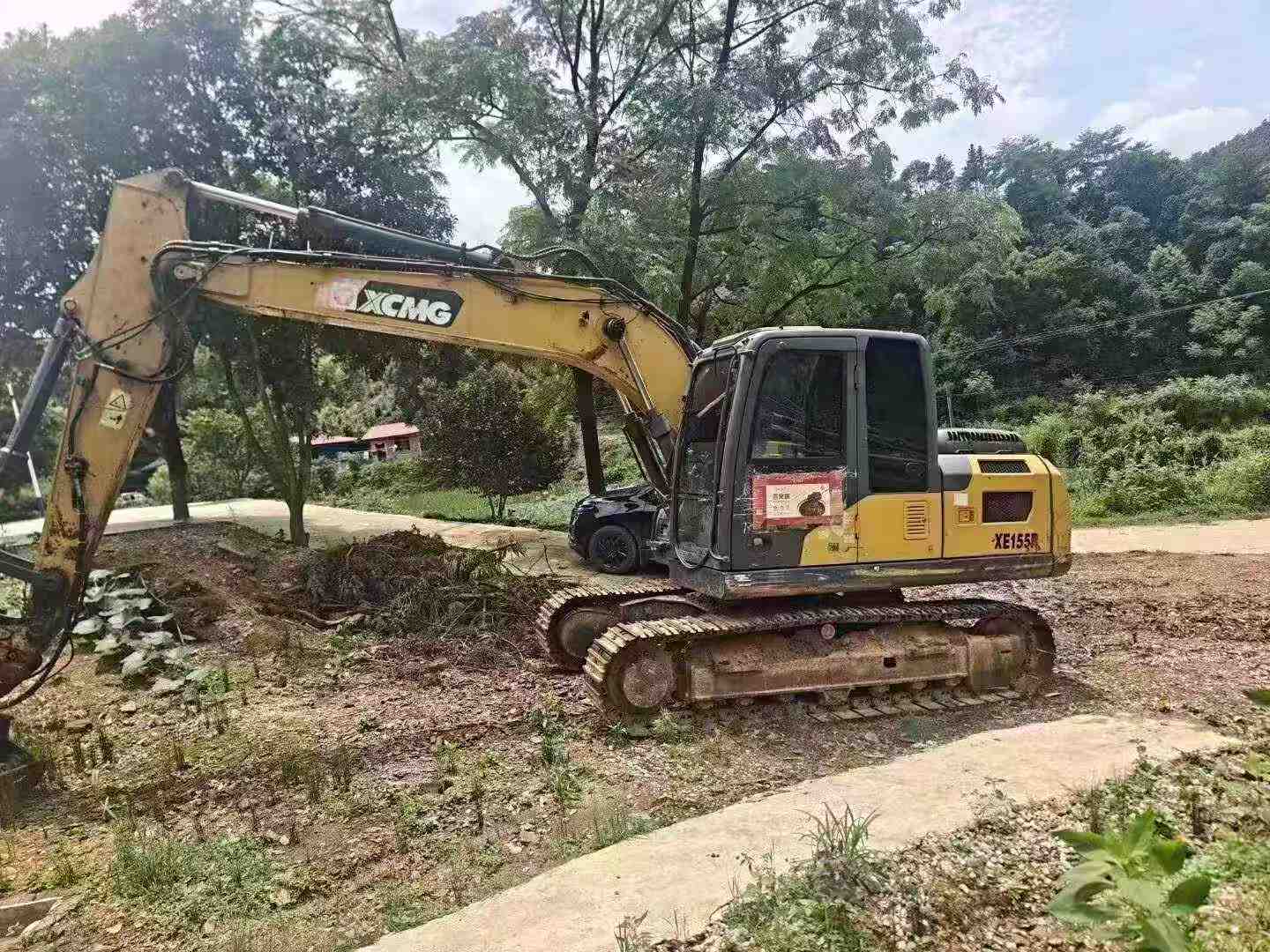Buy XCMG XE135B Used Excavator / 2