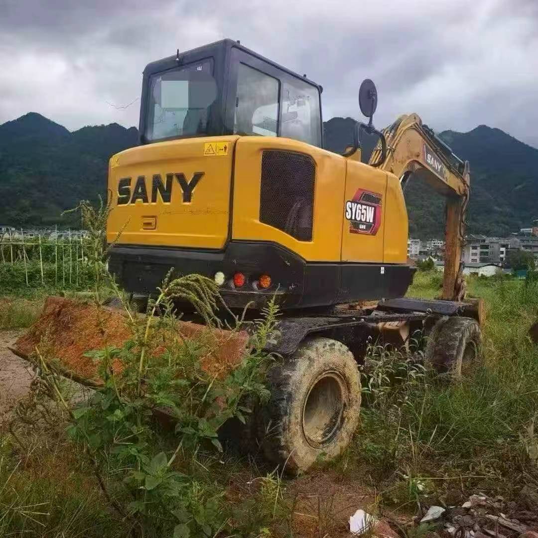 Buy Sany SY65C Used Excavator / 2