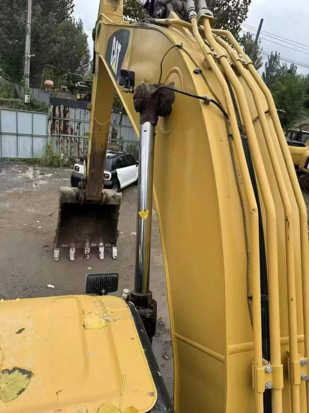 Buy Caterpillar 323D2L Used Excavator / 7