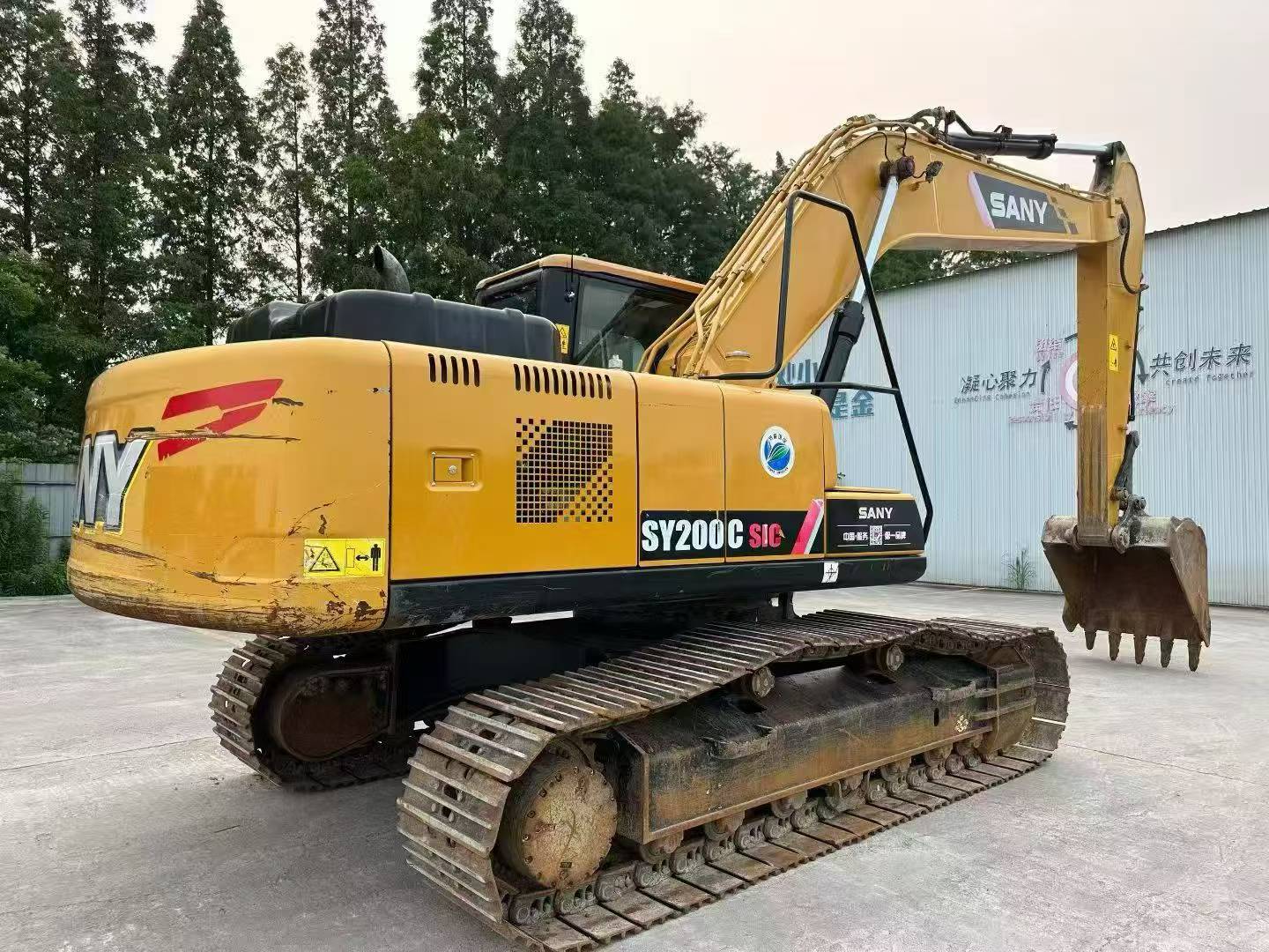 Buy Sany SY200C Used Excavator / 3
