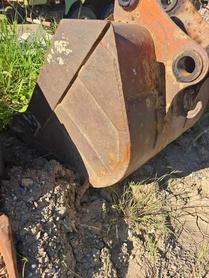 Buy Hitachi EX200 Used Excavator / 4 Buy Hitachi EX200 Used Excavator / 4
