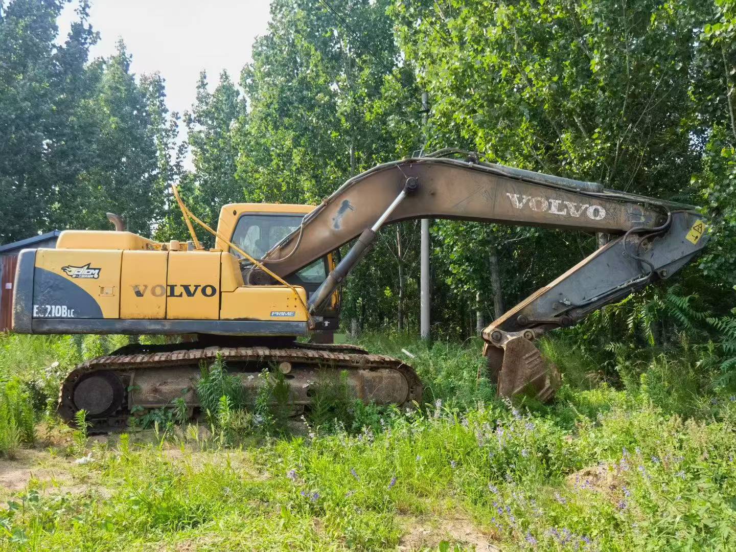 Buy Volvo EC210B Used Excavator / 2