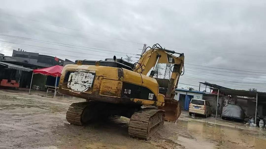 Buy Caterpillar 324D Used Excavator / 2