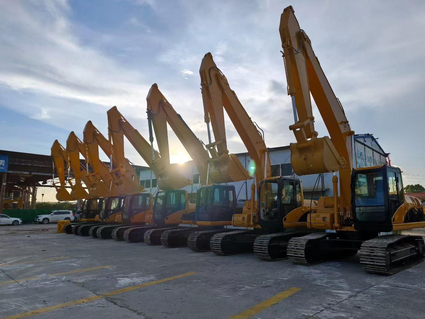 Buy Caterpillar 320C Used Excavator / 2