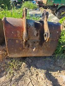 Buy Hitachi EX200 Used Excavator / 3 Buy Hitachi EX200 Used Excavator / 3