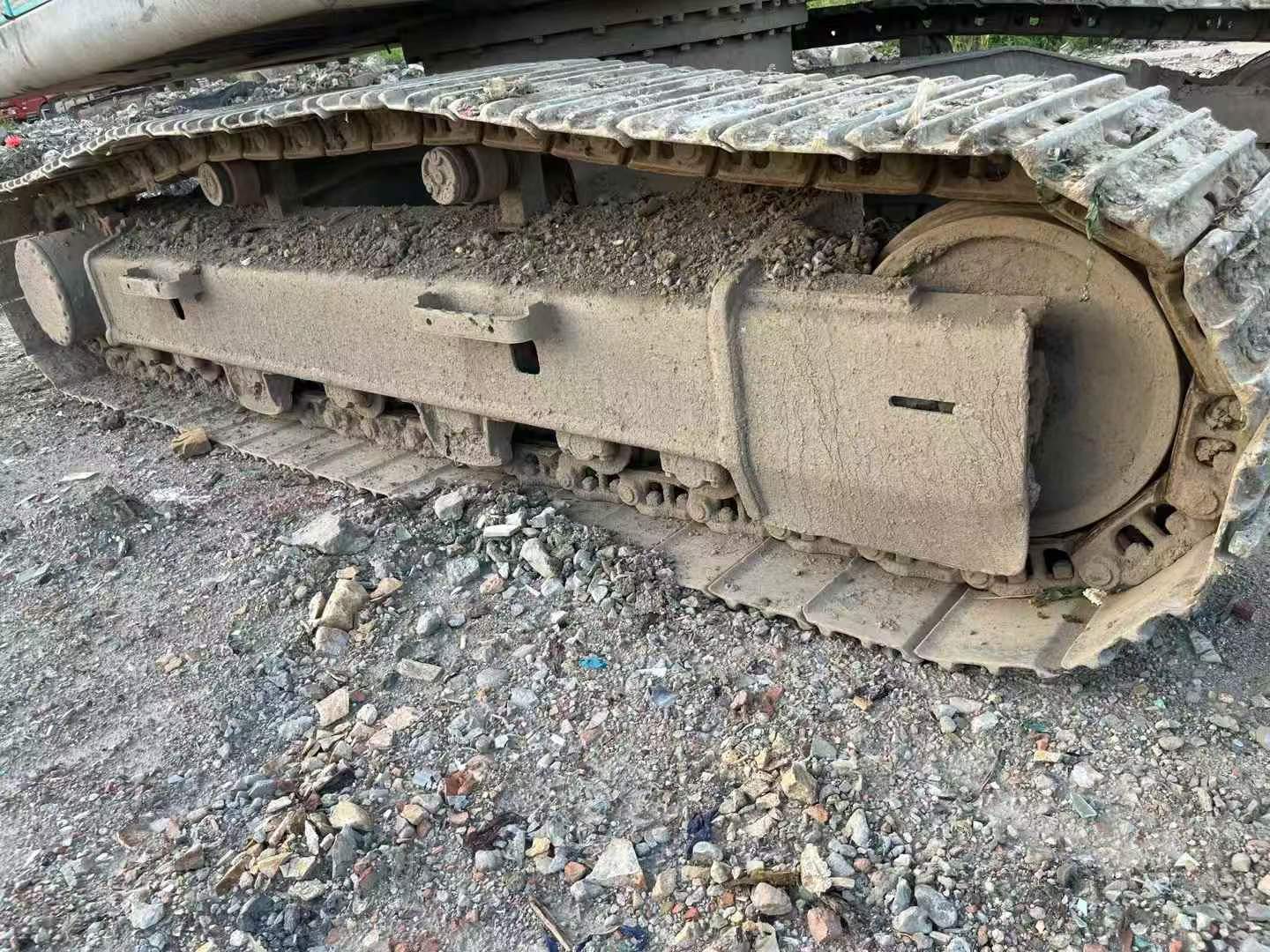 Buy Kobelco SK200-2 Used Excavator / 7