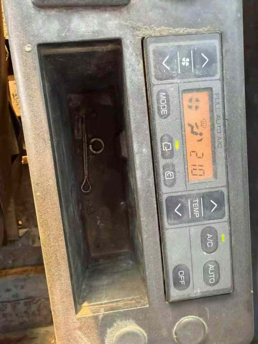 Buy Hitachi EX70 Used Excavator / 8