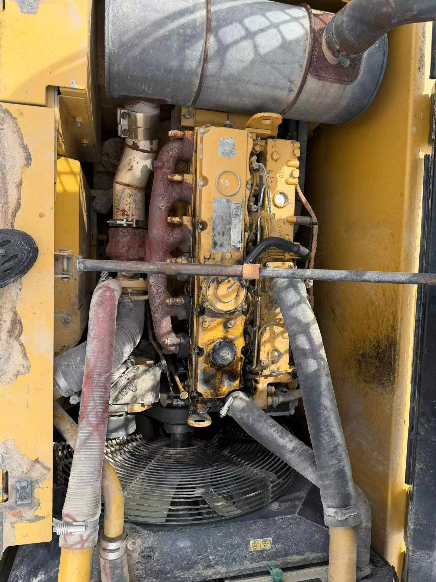 Buy Caterpillar 320D Used Excavator / 8