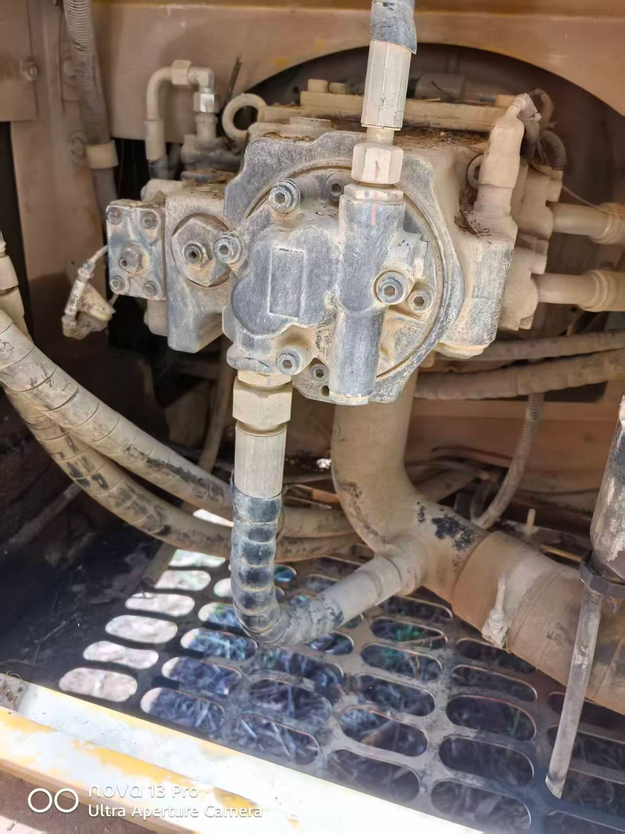 Buy Sany SY135 Used Excavator / 6