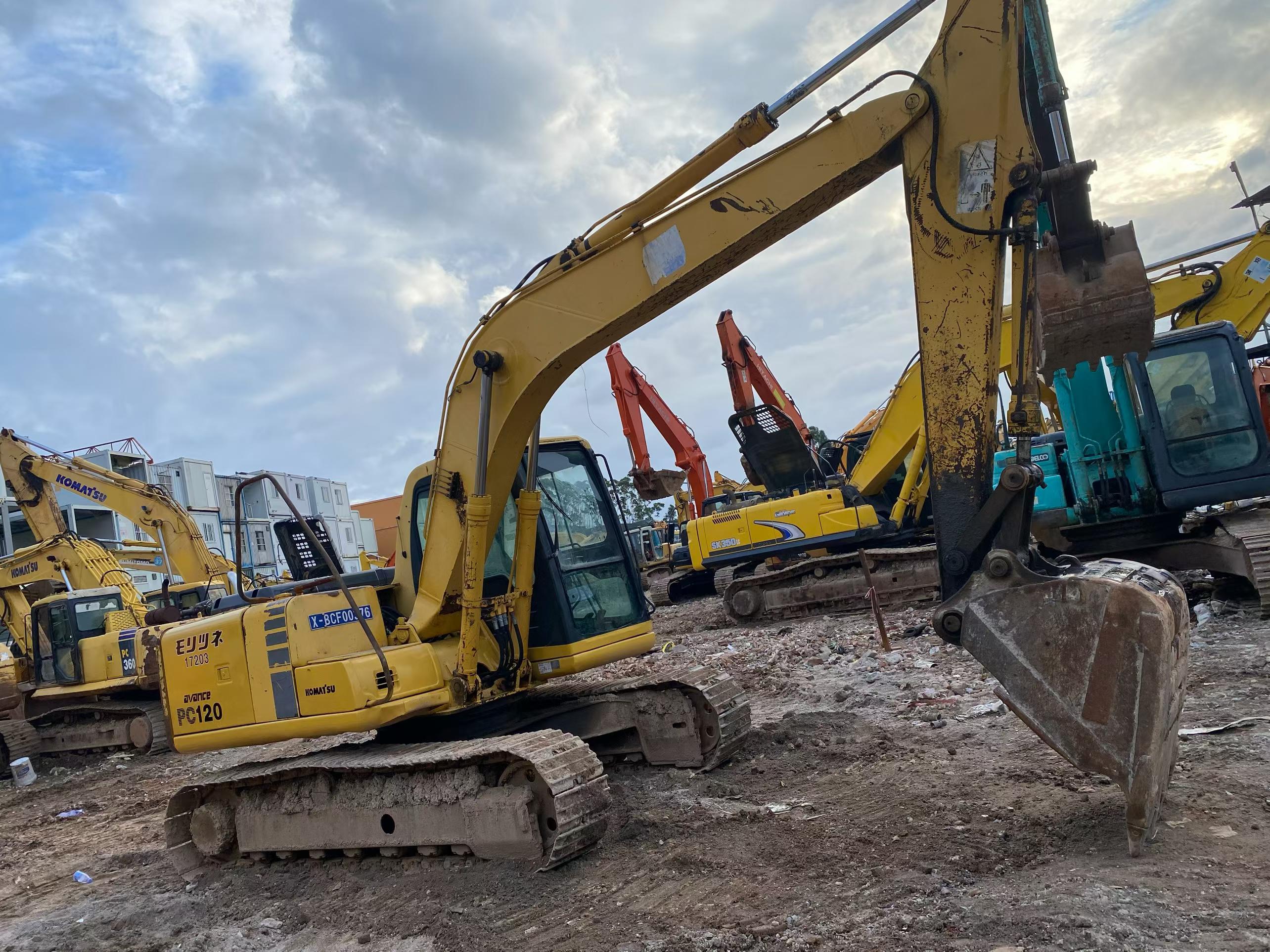 Buy Komatsu PC120-6E Used Excavator / 2