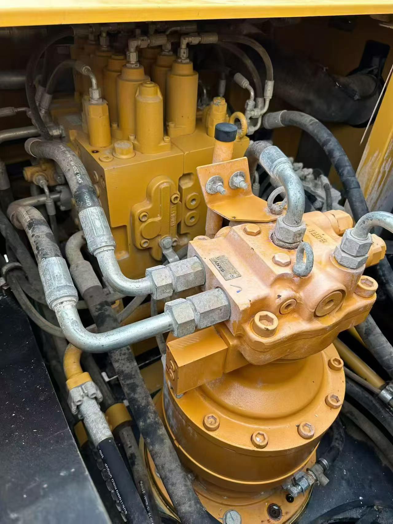 Buy Sany SY200C Used Excavator / 2