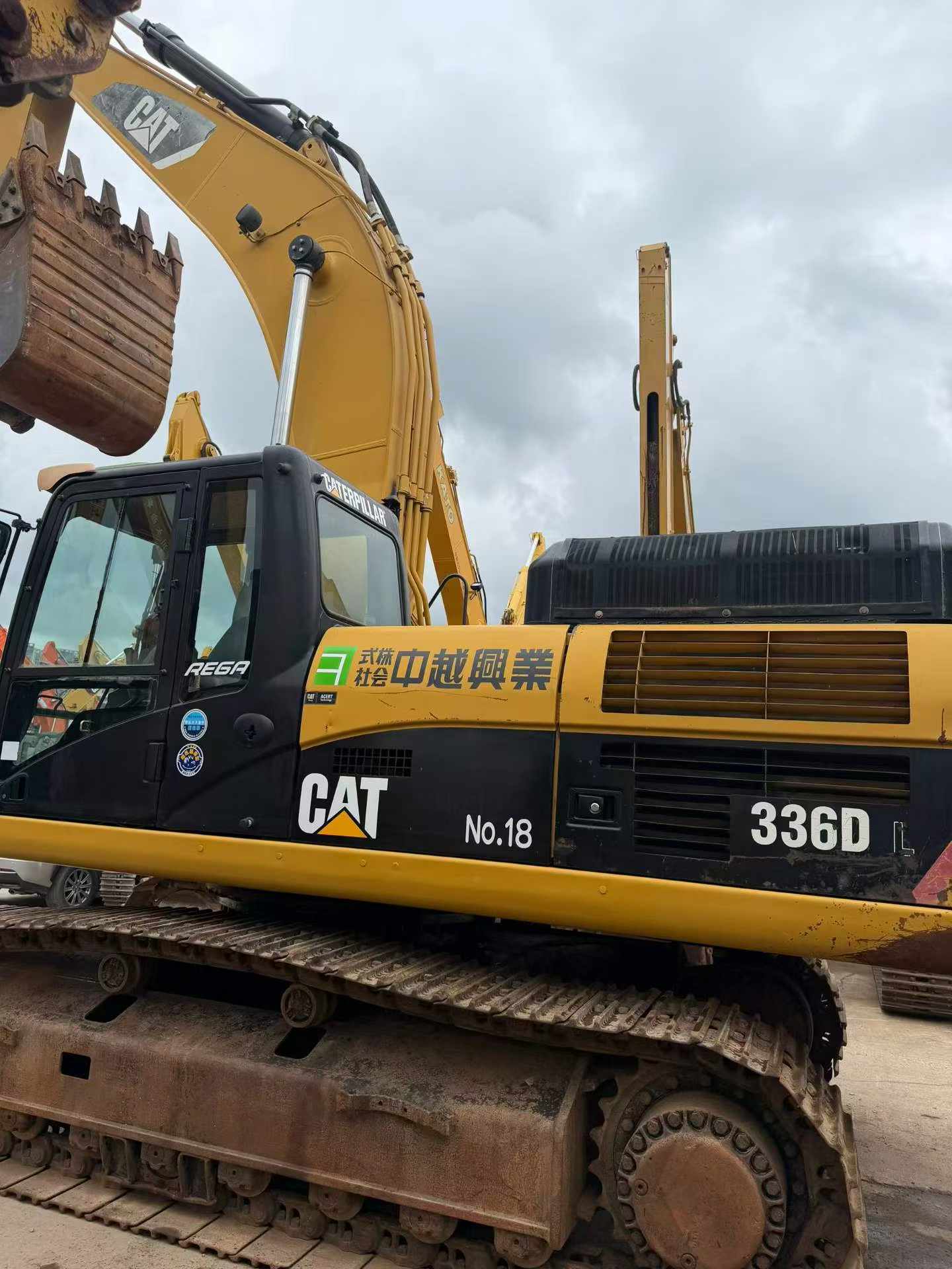 Buy Caterpillar 336DL Used Excavator / 3