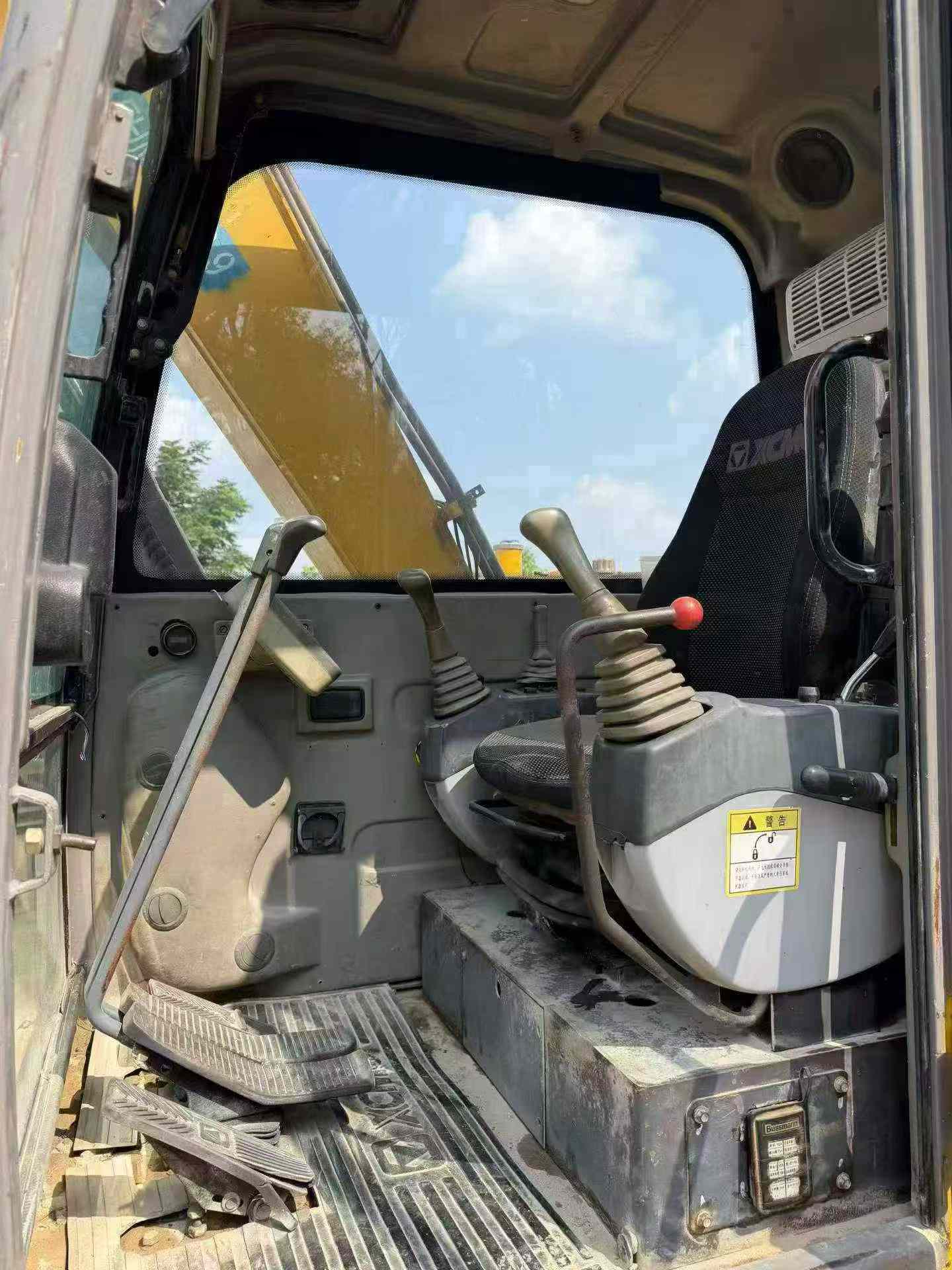 Buy XCMG XE80 Used Excavator / 9