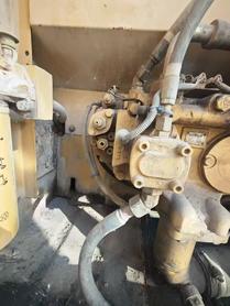 Buy Caterpillar 323 Used Excavator / 5 Buy Caterpillar 323 Used Excavator / 5