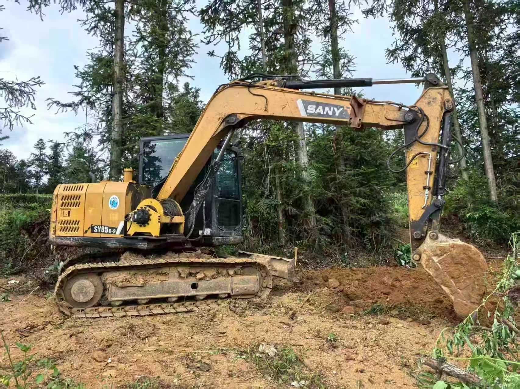 Buy Sany SY75 Used Excavator / 2