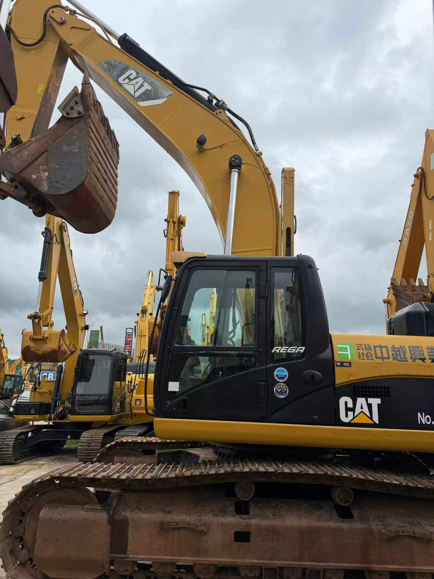 Buy Caterpillar 336DL Used Excavator / 4