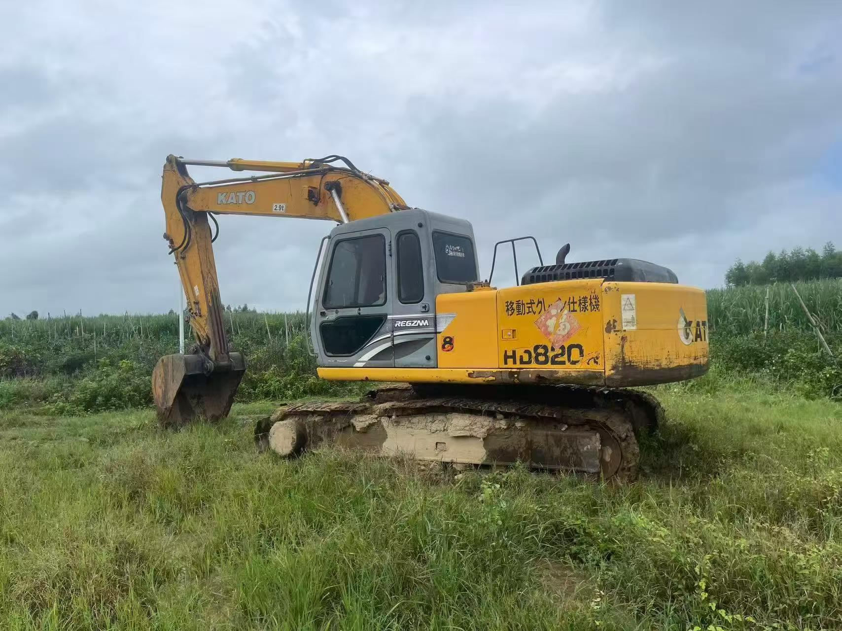 Buy Kato HD820 Used Excavator / 6