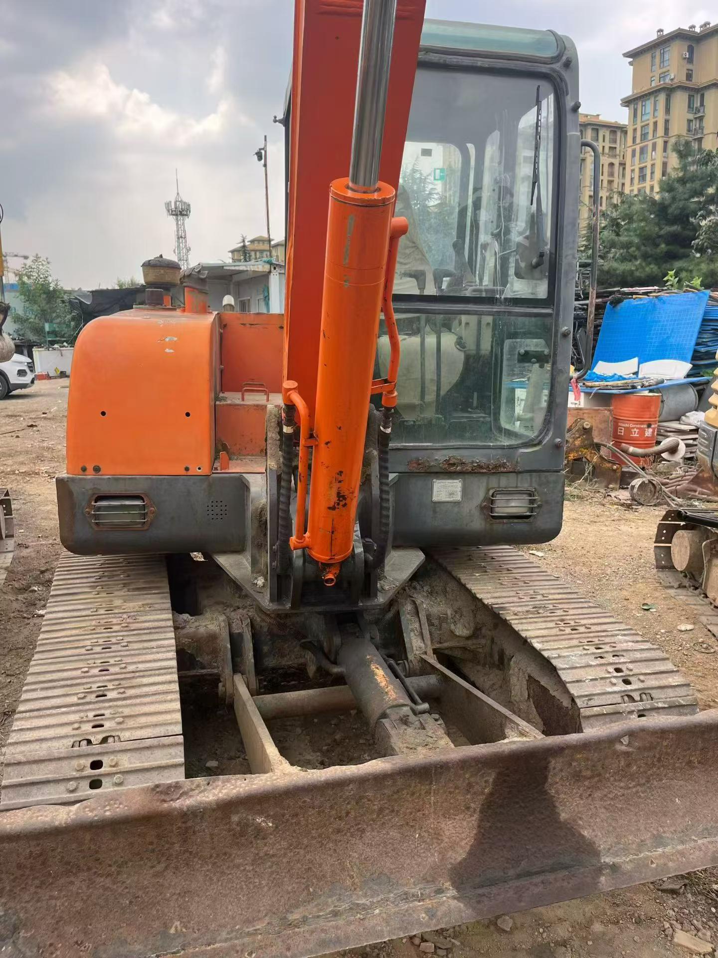 Buy Doosan DH55 Used Excavator / 3