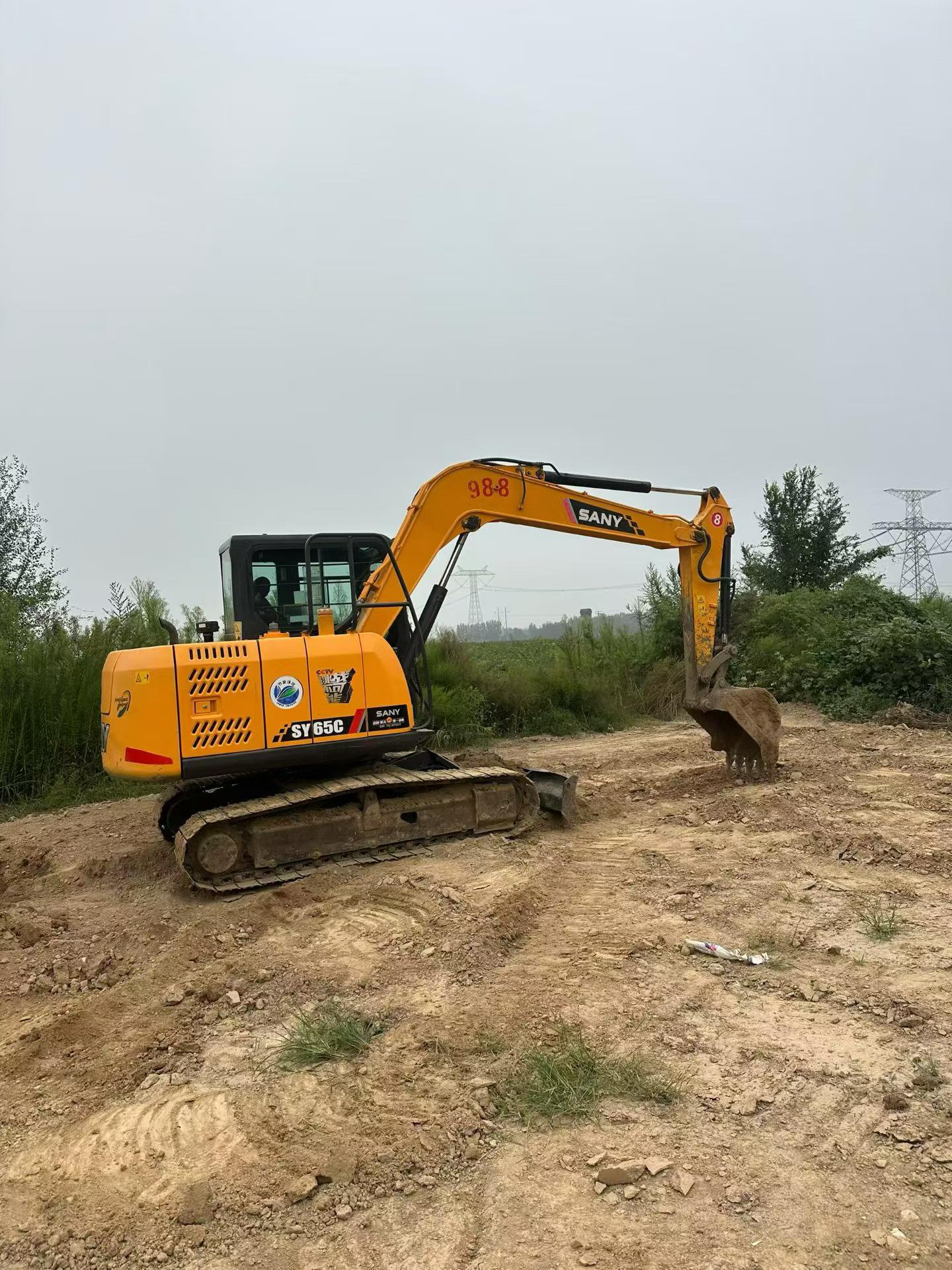 Buy Sany SY65C Used Excavator / 6