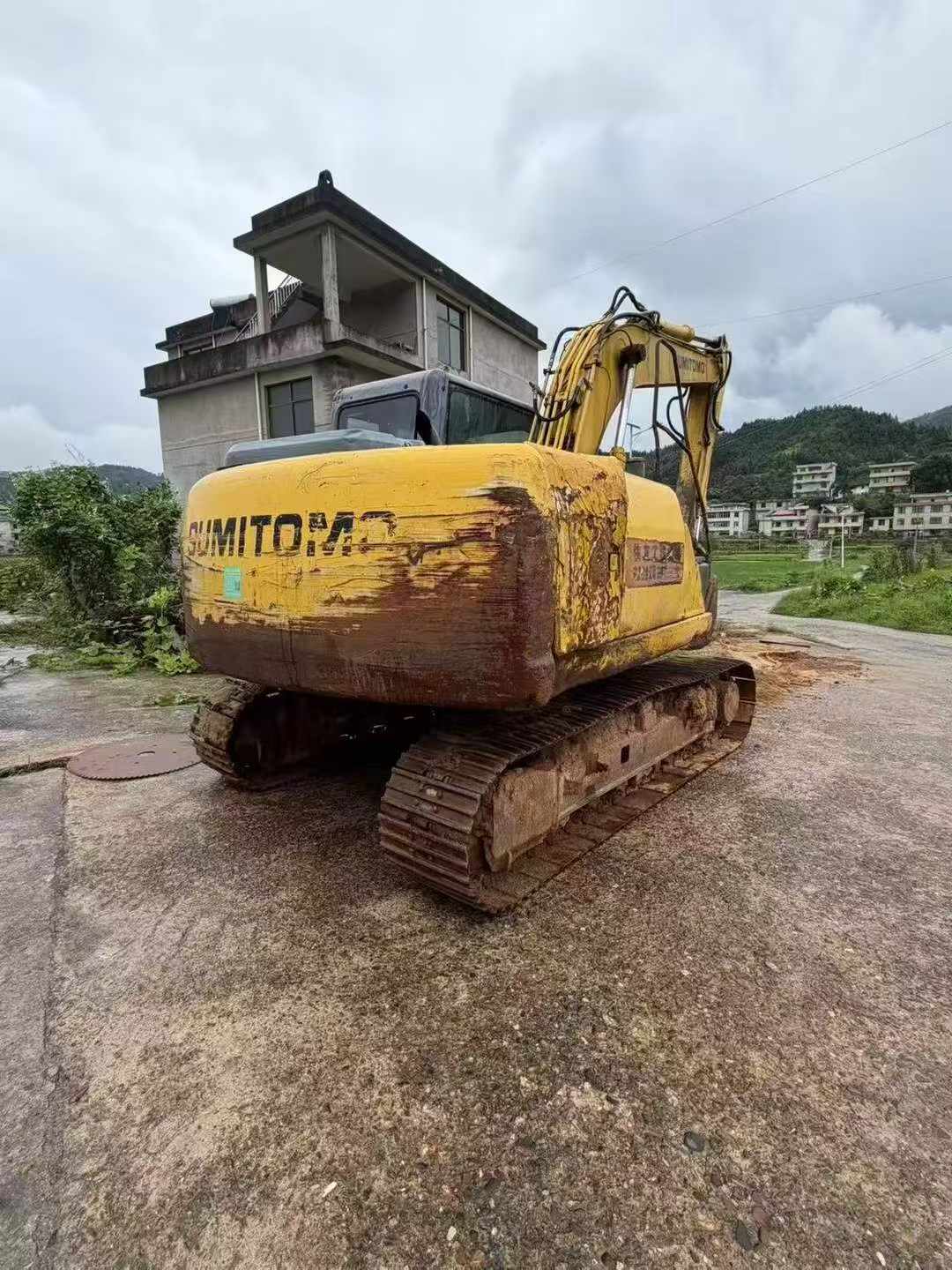 Buy Sumitomo SH130-3 Used Excavator / 5