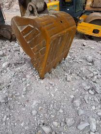 Buy Volvo EC200 Used Excavator / 4 Buy Volvo EC200 Used Excavator / 4