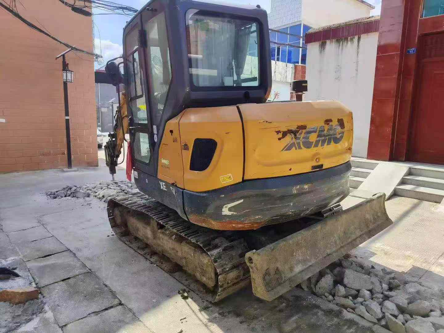 Buy XCMG XE55D Used Excavator / 5