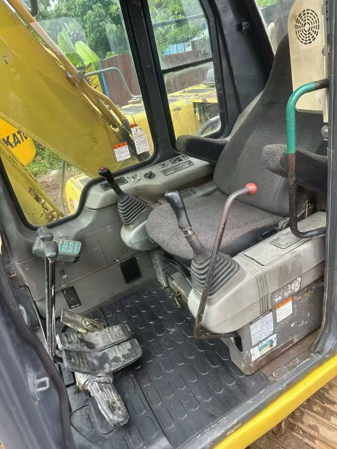 Buy Komatsu PC120-6 Used Excavator / 4