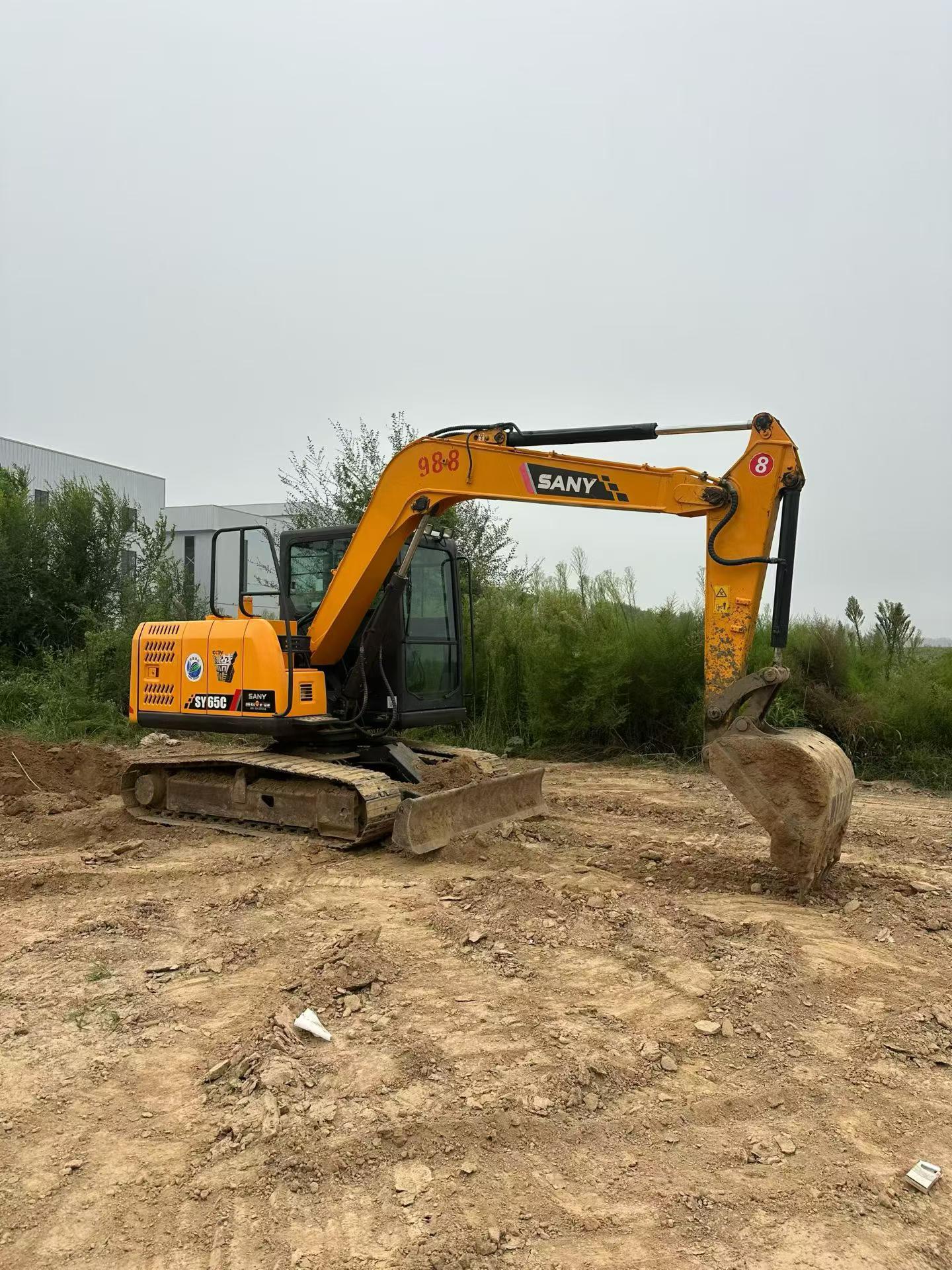 Buy Sany SY65C Used Excavator / 4