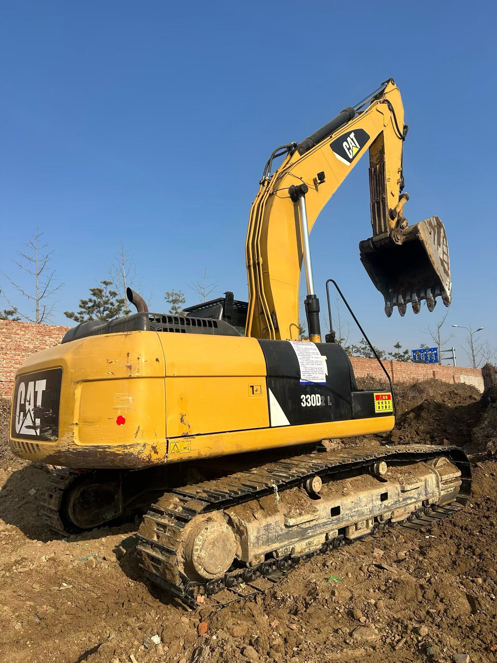 Buy Caterpillar 330B Used Excavator / 2