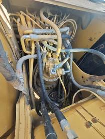 Buy Caterpillar 323 Used Excavator / 7 Buy Caterpillar 323 Used Excavator / 7