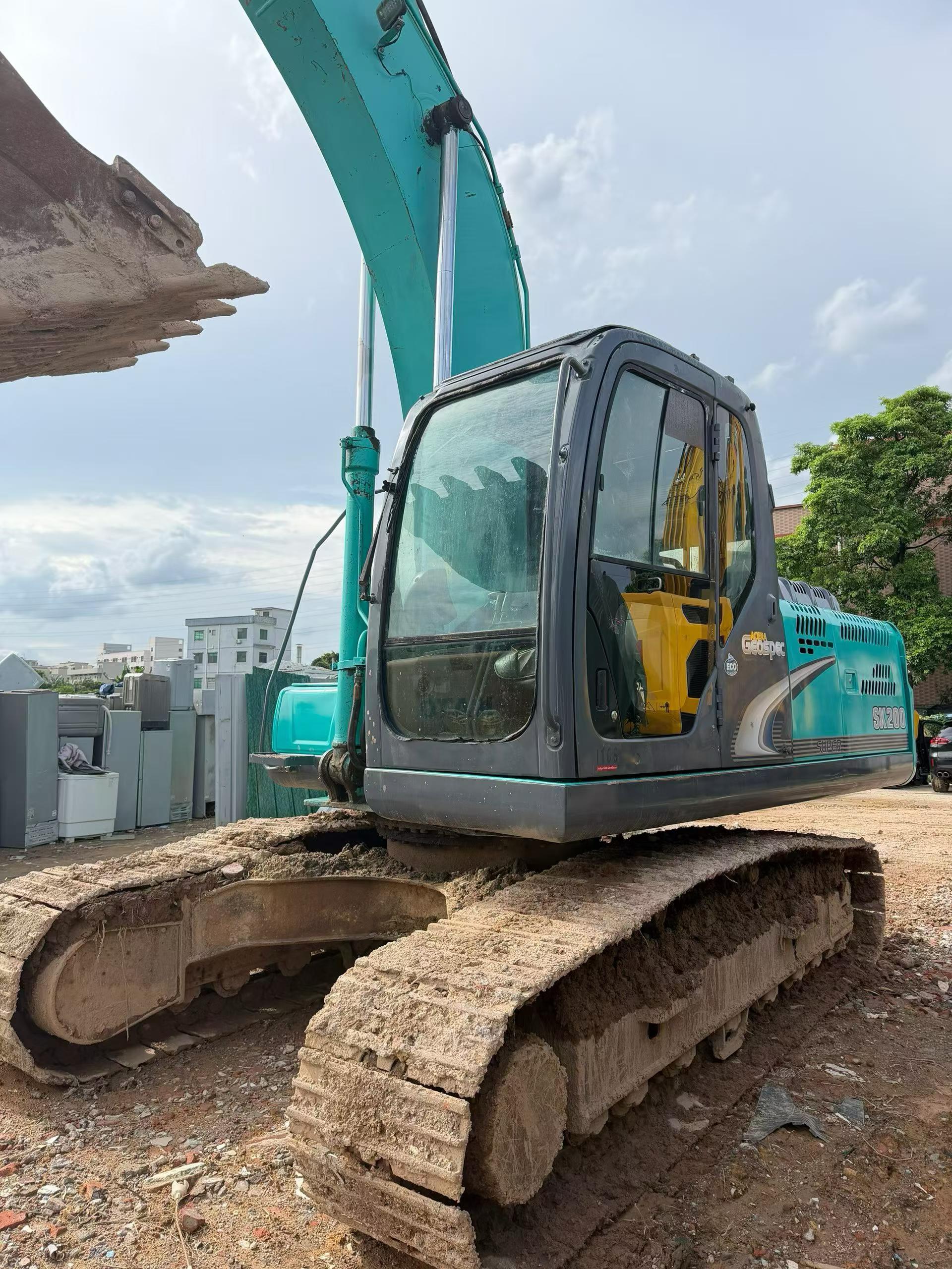 Buy Kobelco SK2008 Used Excavator / 3