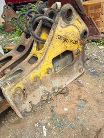 Buy Hyundai R215VS Used Excavator / 9 Buy Hyundai R215VS Used Excavator / 9