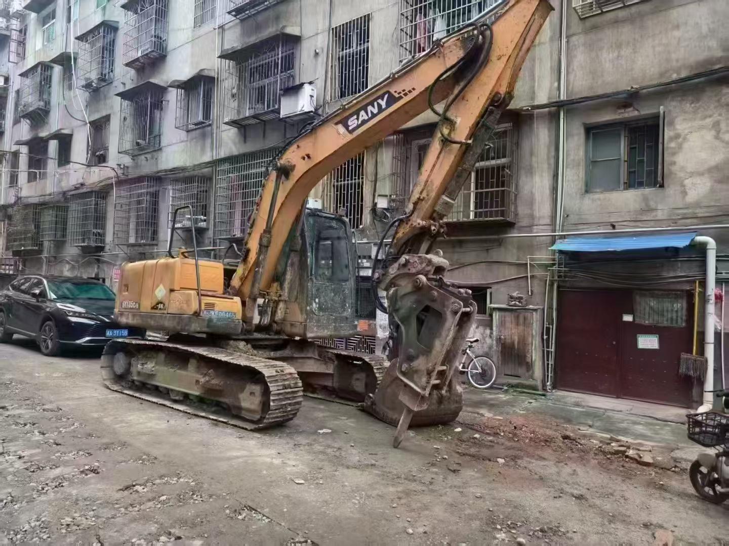Buy Sany SY135-8S Used Excavator / 4