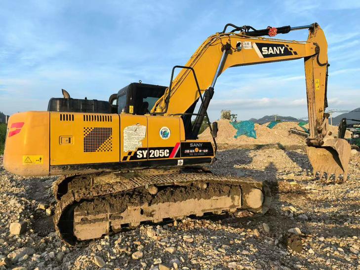 Buy Sany SY205C Used Excavator / 1