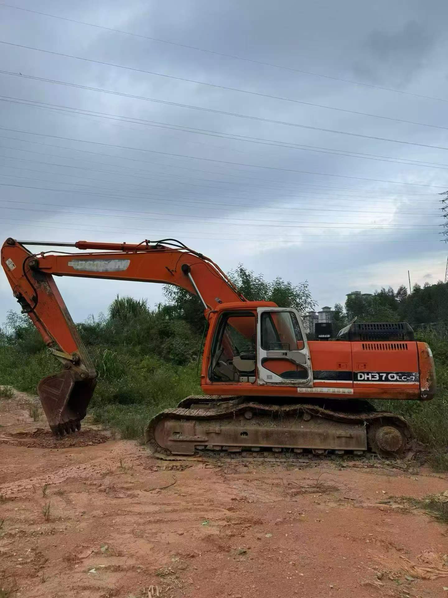 Buy Doosan DH300-7 Used Excavator / 4