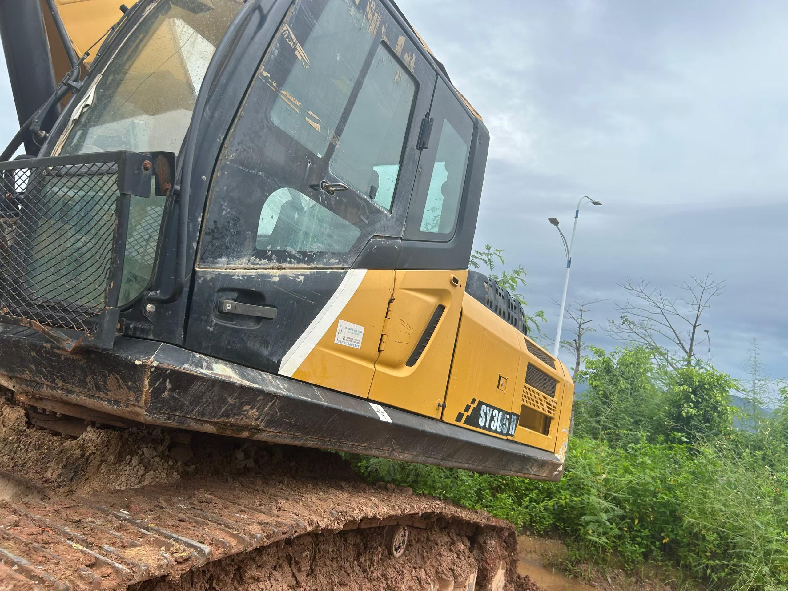 Buy Sany SY305C Used Excavator / 5