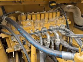 Buy Caterpillar 323 Used Excavator / 8 Buy Caterpillar 323 Used Excavator / 8