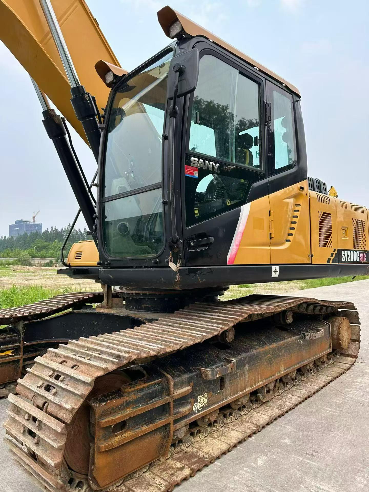 Buy Sany SY200C Used Excavator / 4