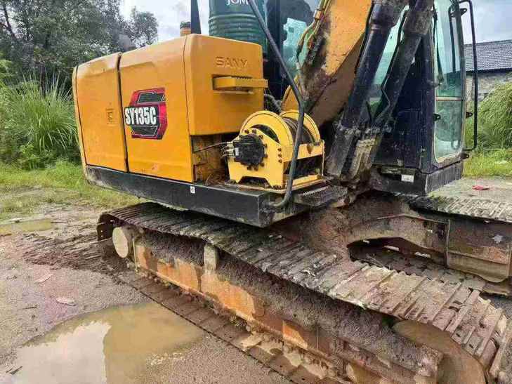 Buy Sany SY135 Used Excavator / 1