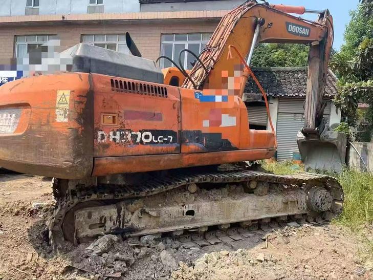 Buy Doosan DH300-7 Used Excavator / 1