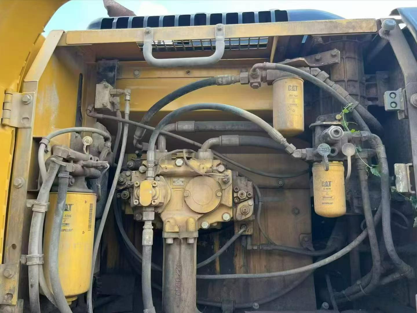 Buy Caterpillar 330B Used Excavator / 5