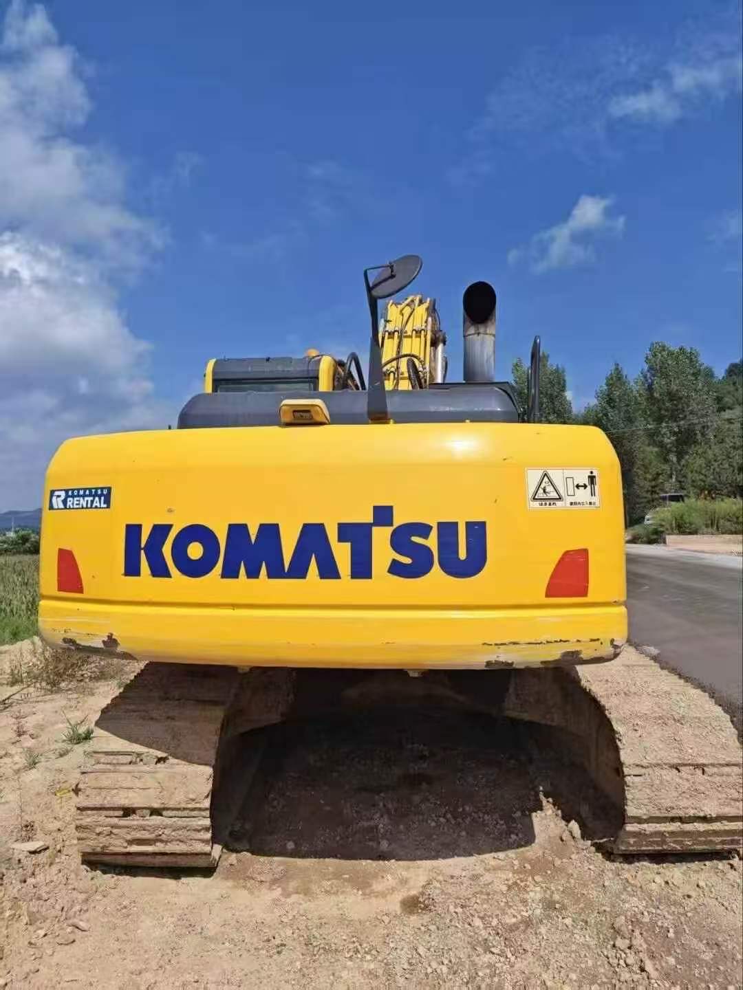 Buy Komatsu PC240-6 Used Excavator / 2